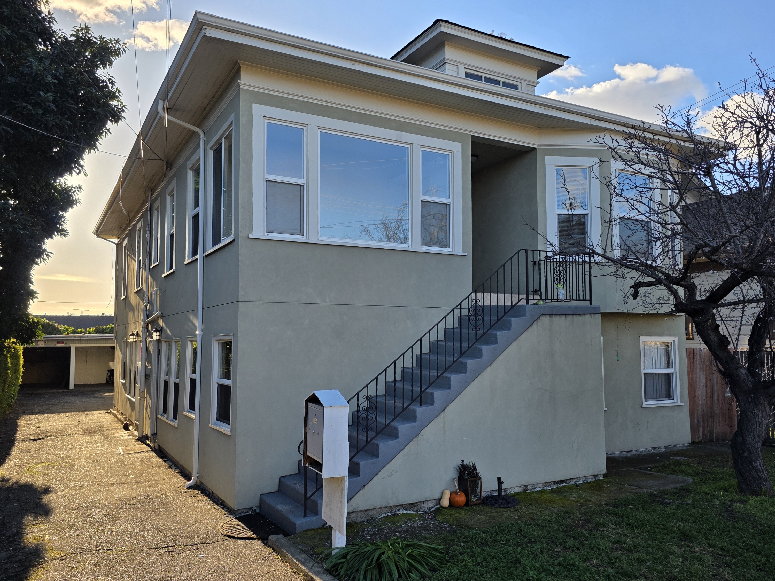 2025 Washington Avenue - 1 1